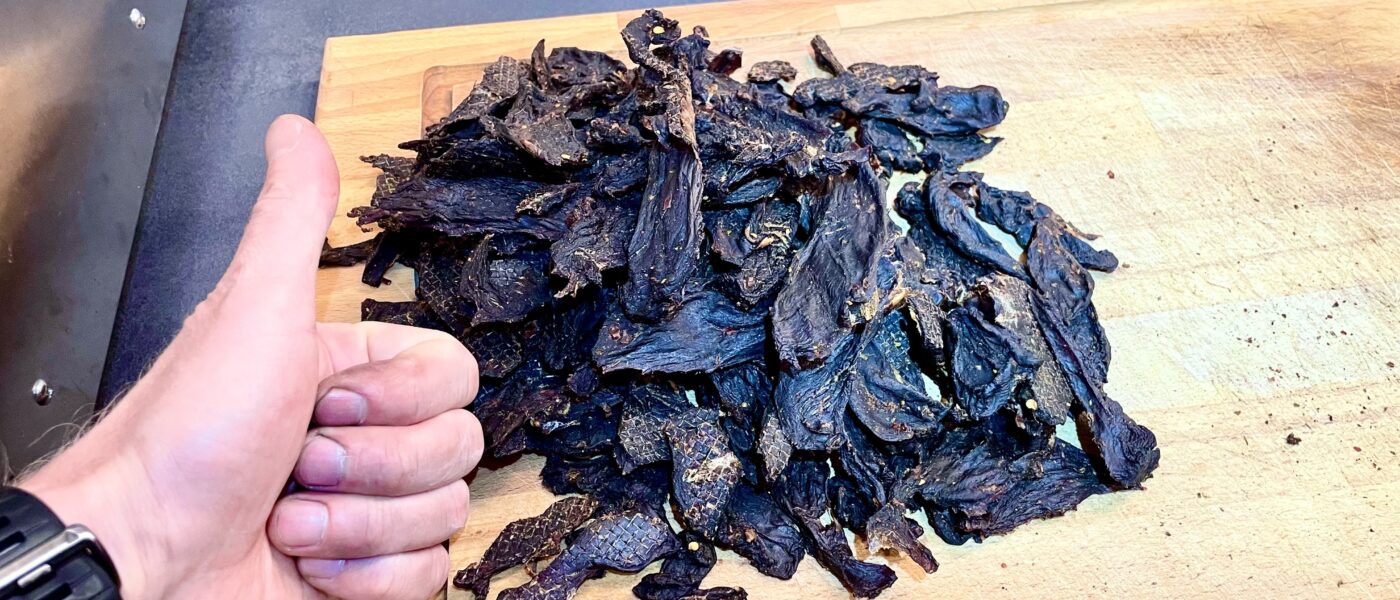 Reh Jerky selber machen im Dörrautomaten, Wild Jerky Rezept mit Rehfleisch, Sojasauce Marinade, Gewürze, Dörrtemperatur und Tipps zur Haltbarkeit